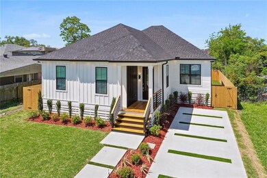 5100 Gallier Dr, New Orleans, LA 70126 - photo 2