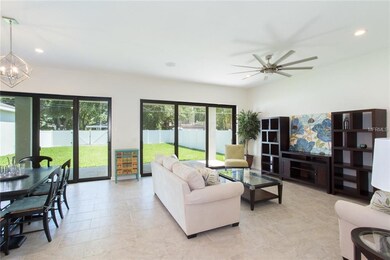Living Room / Dining Room
