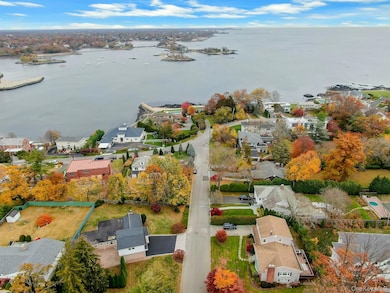 1 Echo Bay Place, New Rochelle, NY 10805 - photo 2