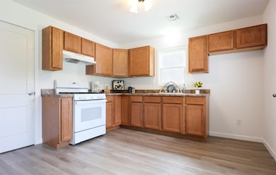 113 113 W Chestnut, Duncan, OK 73533 - photo 3