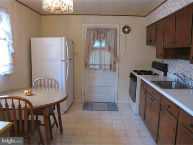 313 Sheppard Ave, Runnemede, NJ 08078 - photo 5