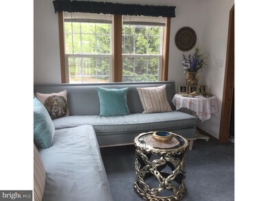 B11 Thomas St, East Windsor, NJ 08520 - photo 4