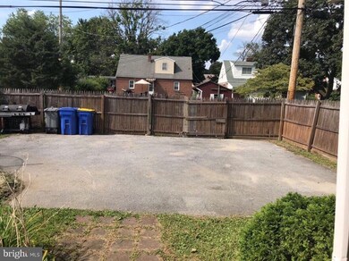 4906 Derry St, Harrisburg, PA 17111 - photo 4
