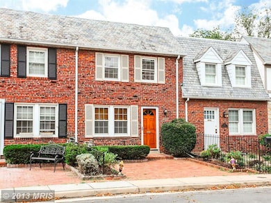 2156 N Brandywine St, Arlington, VA 22207 - photo 2