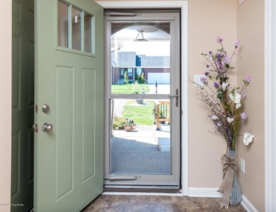 280 Gentry Crossings Blvd, Mount Washington, KY 40047 - photo 4