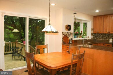 5800 Cartina Terrace, Rockville, MD 20852 - photo 5