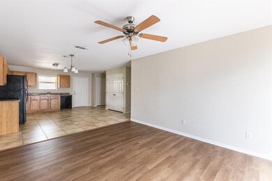 4205 Donna Ct, Granbury, TX 76049 - photo 6