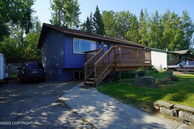 2094 Waldron Dr, Anchorage, AK 99507 - photo 3