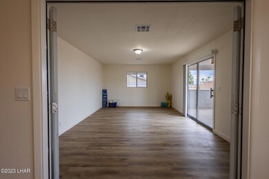 491McCullochInterior1