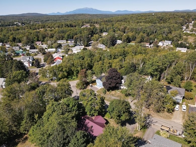 26 Pleasant St, Millinocket, ME 04462 - photo 4