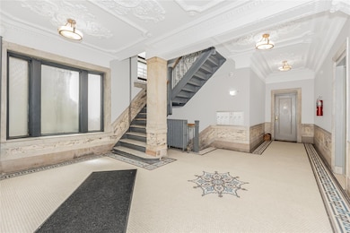 29 Convent Ave unit 24, New York, NY 10027 - photo 4