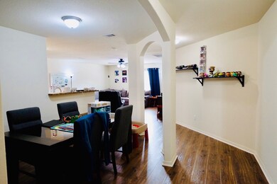 10519 Logger Pine Trail, Houston, TX 77088 - photo 4