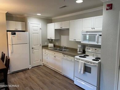 C100 Kitchen
