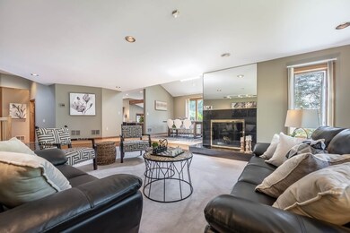 36 Betty Ann Ln, Dracut, MA 01826 - photo 7