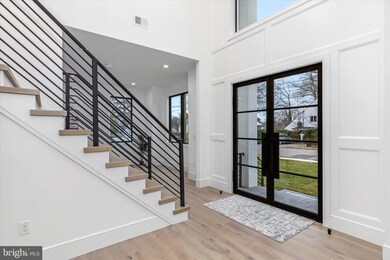 407 Willard Rd, Paramus, NJ 07652 - photo 2