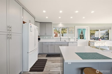 1975 Island View Rd, Oak Harbor, WA 98277 - photo 6