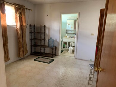 2424 Gold Ave, El Paso, TX 79930 - photo 4