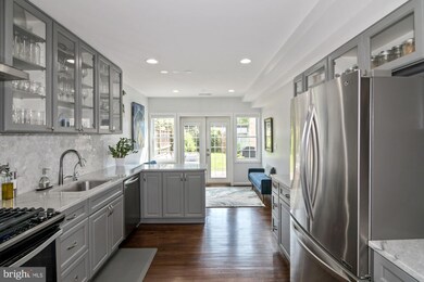 905 8th St NE, Washington, DC 20002 - photo 5