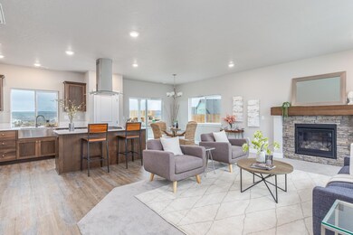 Douglas Main Living Space