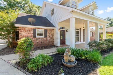 506 Presbytere Pkwy-25
