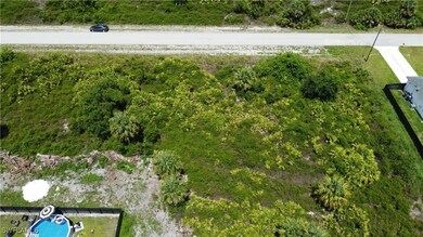 933 Norton Ave S, Lehigh Acres, FL 33974 - photo 5