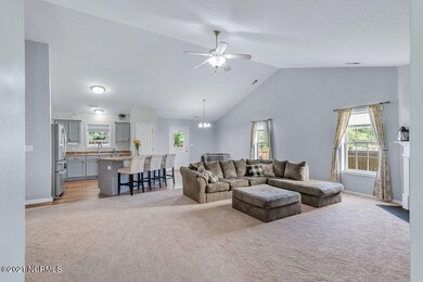 321 Providence Dr, Jacksonville, NC 28546 - photo 4