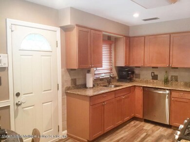 268 Edison St, Staten Island, NY 10306 - photo 7