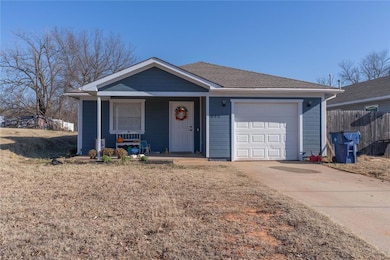 620 S Ash St, Guthrie, OK 73044 - photo 2