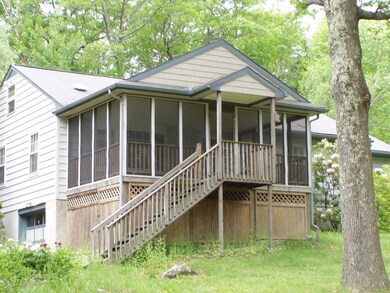 13x20.6 screened porch!