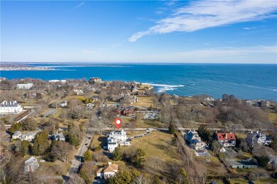 519 Bellevue Ave unit 1W, Newport, RI 02840 - photo 4