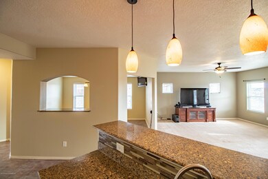 6205 Rita St, Farmington, NM 87401 - photo 4