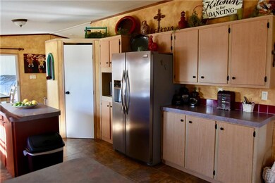 10526 N 2010 Rd, Elk City, OK 73644 - photo 6