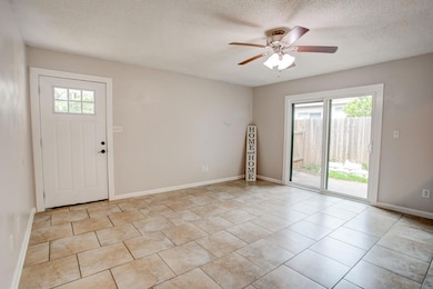 636 Carnathan Court-8
