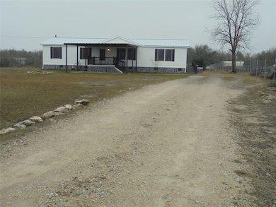 348 Cactus View Dr, Springtown, TX 76082 - photo 2