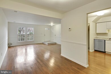 11438 Appledowre Way, Germantown, MD 20876 - photo 6