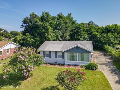 4543 Manchester Rd, Jacksonville, FL 32210 - photo 2