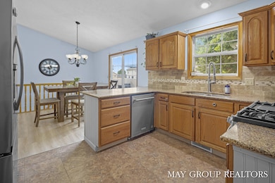 329 Willow Run Dr, Wayland, MI 49348 - photo 5