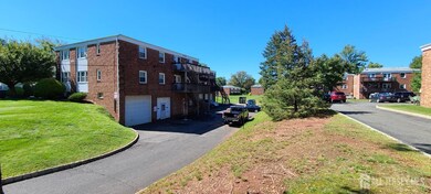 47 Morgan Ln unit 2A, Bridgewater, NJ 08807 - photo 6