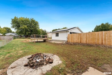 2822 High Point Dr, Davenport, IA 52806 - photo 5