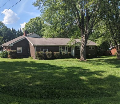 901 Sycamore Dr unit 901, Manchester, TN 37355 - photo 3