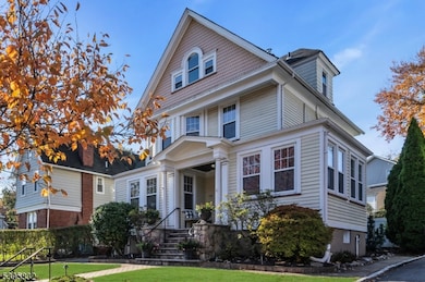 158 Mountain Way, Rutherford, NJ 07070 - photo 2