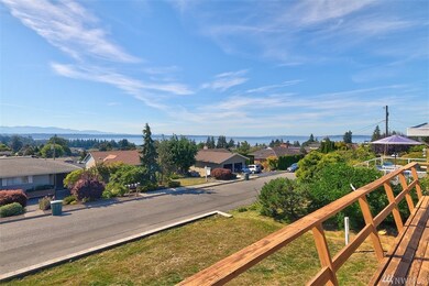 1041 B Ave S, Edmonds, WA 98020 - photo 4