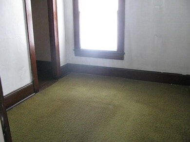 bedroom.JPG