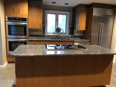 135 Waverly Rd, Ludlow, MA 01056 - photo 3