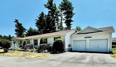 408 Simmons Rd, Middleborough, MA 02346 - photo 3