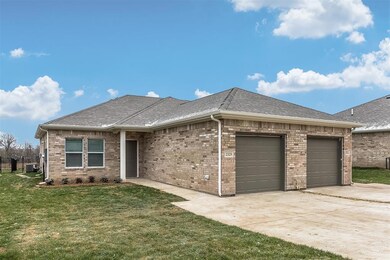 2325 N Hickory St, Sherman, TX 75092 - photo 4