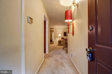 2200 Hunter's Run Dr, Reston, VA 20191 - photo 4