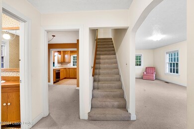 10010 Fairmount Rd, Louisville, KY 40291 - photo 7