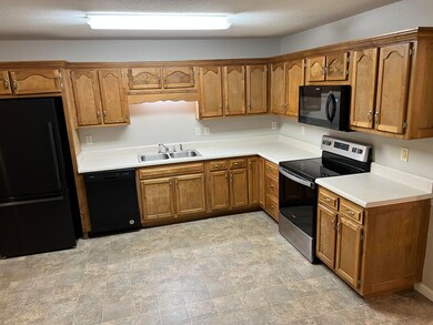 215 Stokely Dr, Chickamauga, GA 30707 - photo 6