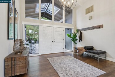 858 Mountain View Dr, Lafayette, CA 94549 - photo 2